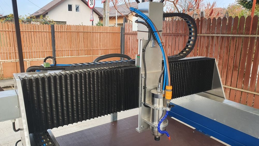 Promo Utilaj CNC ,Sculptura lemn ,marmura , granit , CNC 2D-3D , Freza