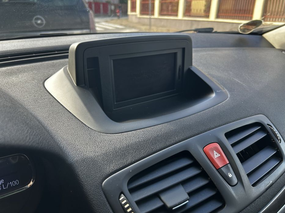 Renault Megane Luxe / Euro 5 / Diesel / 1.9 / Xenon /Carlig/ Incalzire