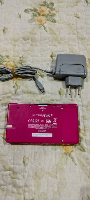Joc Nintendo DSi cu card modat