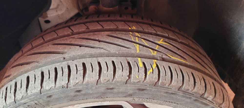 SET Anvelope vara 225 45 r19 vara, 4 Bucati .