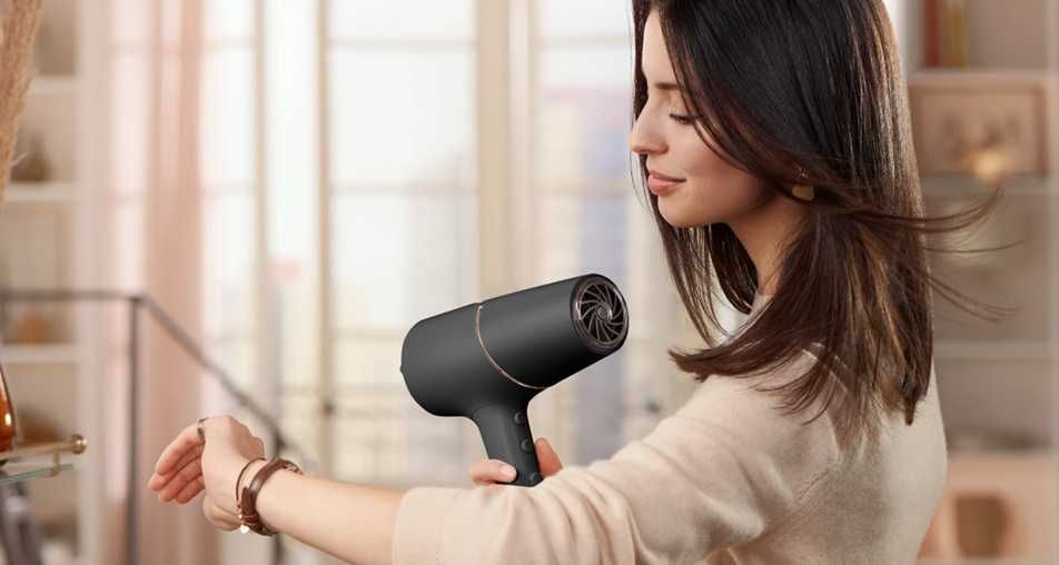 Сешоар Philips BHD538/30, 2300W, ThermoShield технология