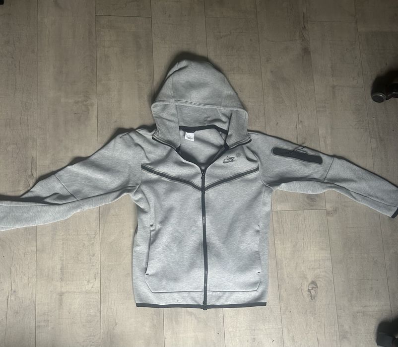 Nike Tech Fleece- Размер S