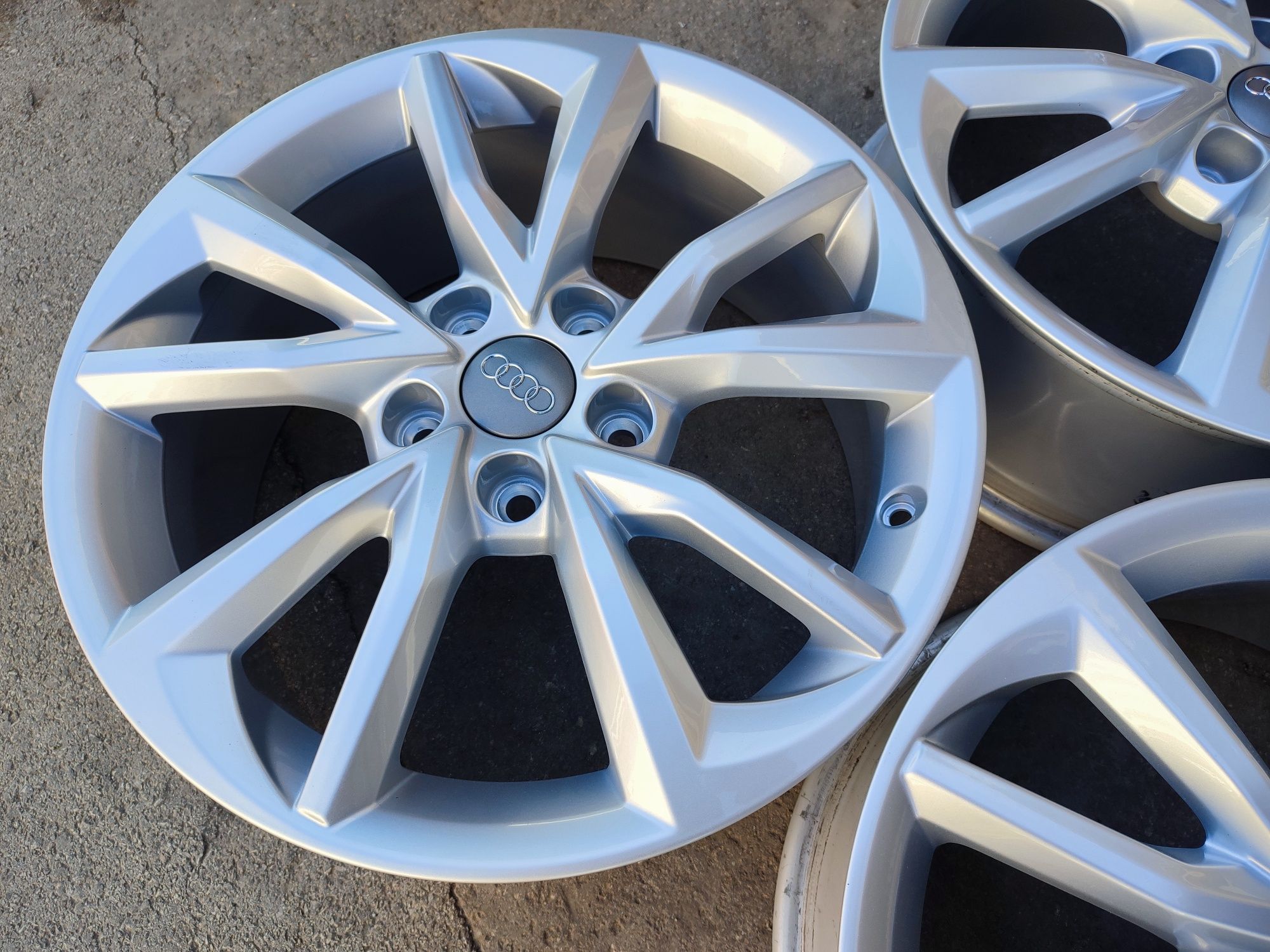 17" оригинални алуминиеви джанти за Audi A3,Q2,Q3/Vw/Skoda.