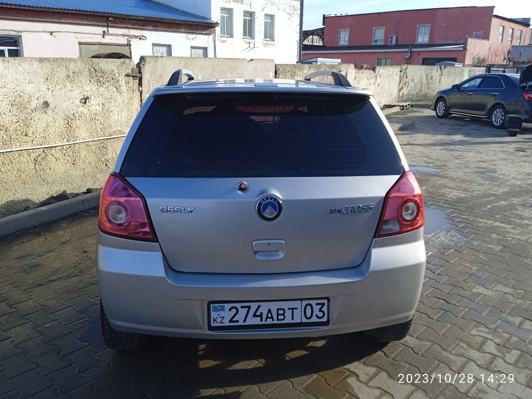 Продам авто Geely mk кросс