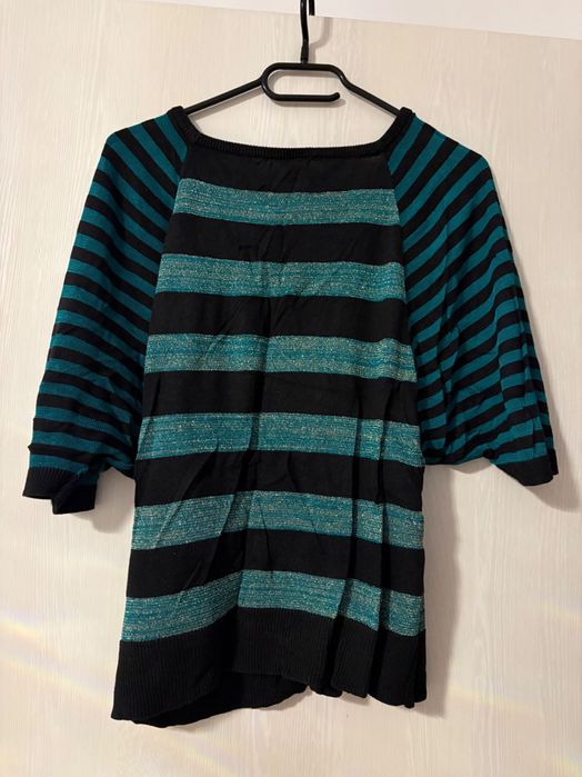 Bluza cu maneci cazute