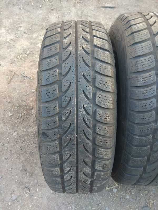 Шины 195/65 R15, зимние.