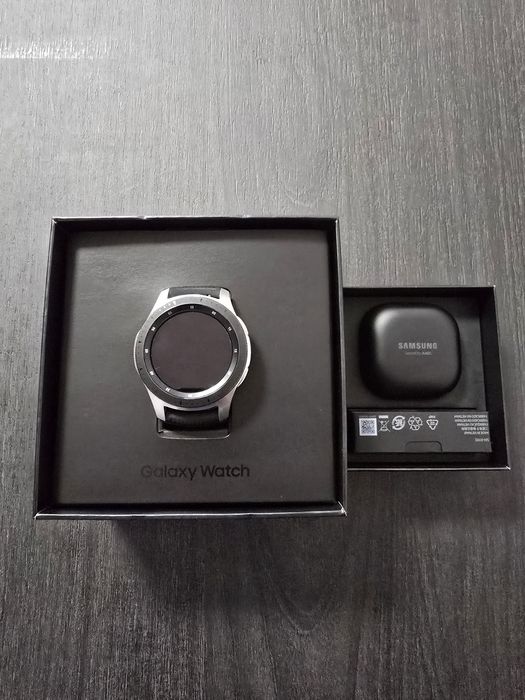 Samsung galaxy watch & buds pro
