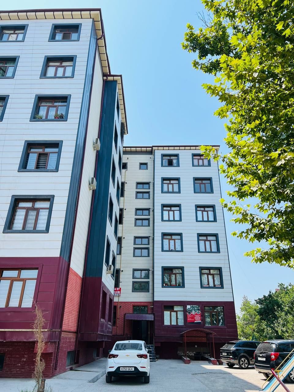 Продаётся квартира 2 комната срочно находится город чиназ улица тинчли