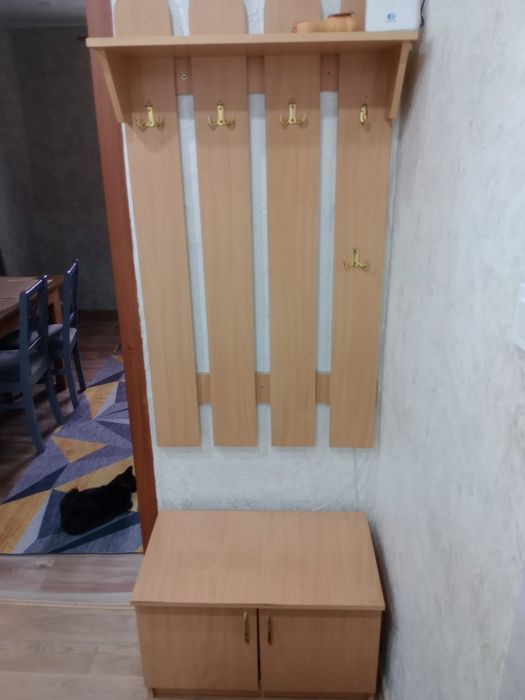 Продам прихожую недорого