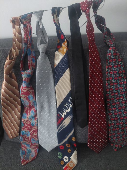 Cravate bărbătești