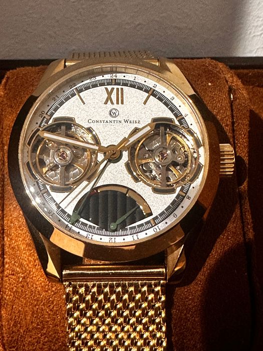 Механичен луксозен часовник