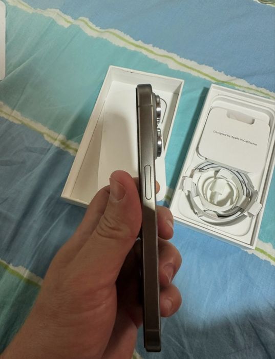 Iphone 15 pro/128 gb