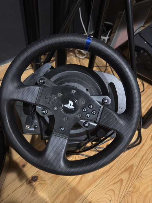 Волан Thrustmaster T300