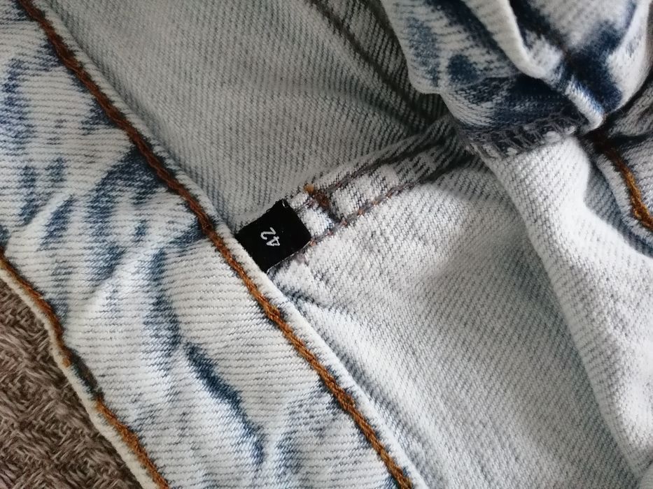 Дънки  МОМ чисто нови