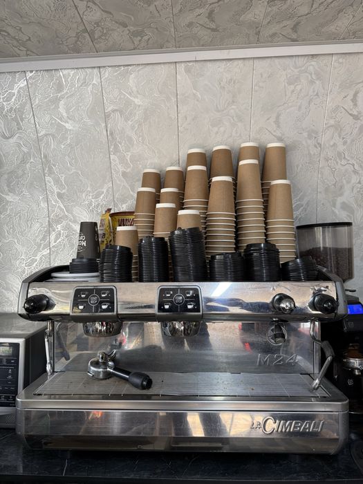 LA Cimbali M24 coffee apparat