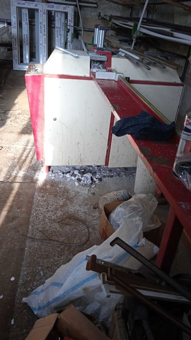 Vând mașină de tăiat baghete