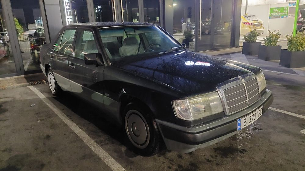 Mercedes 124 200