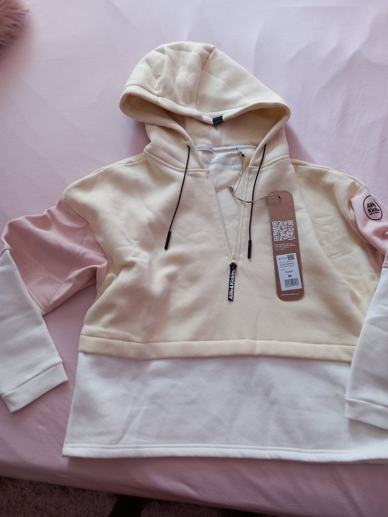 Три суичъра Diesel , Alife and Kickin и Emporio Armani