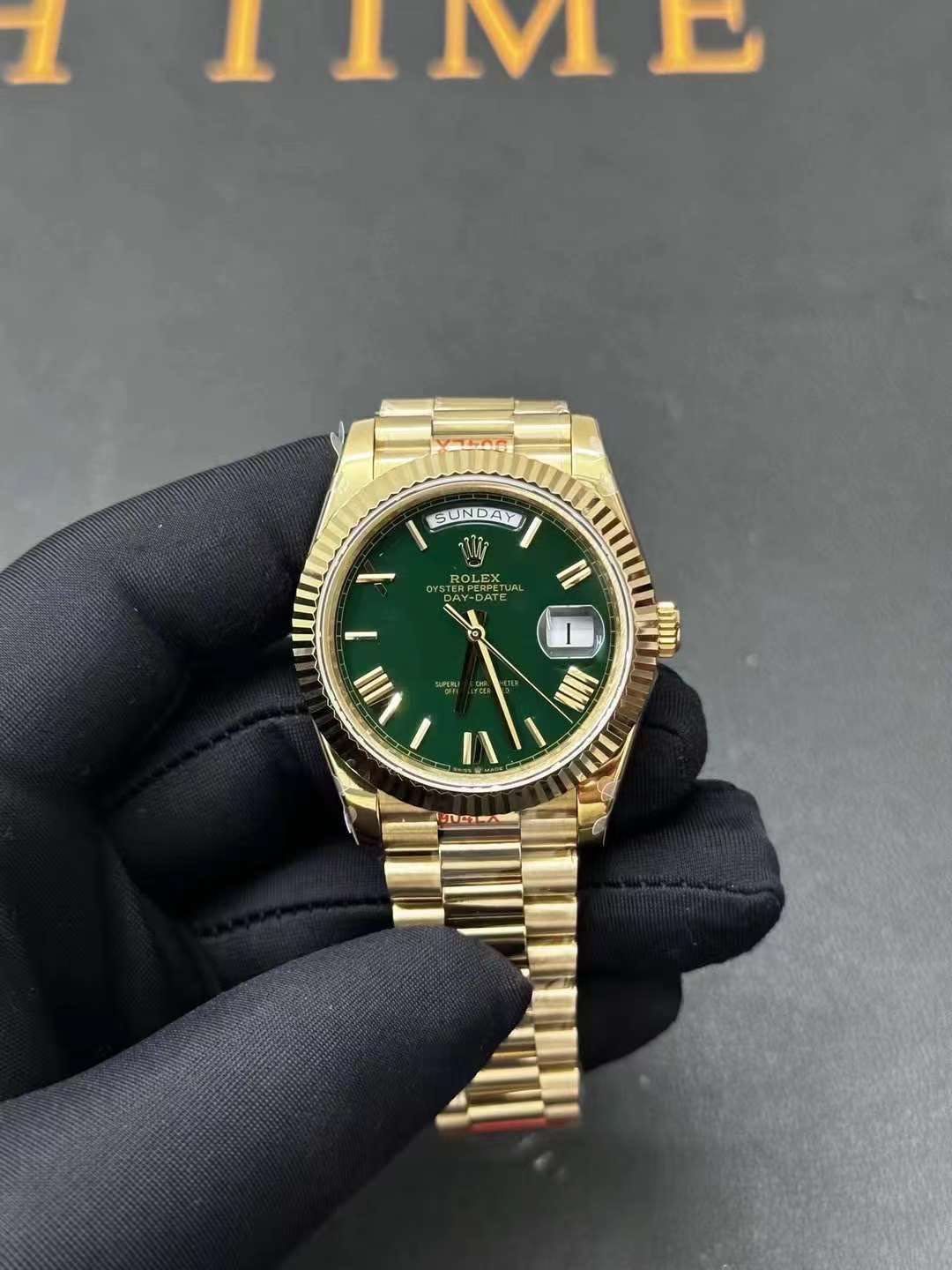 Rolex Day-Date 41mm / Gold / Collection