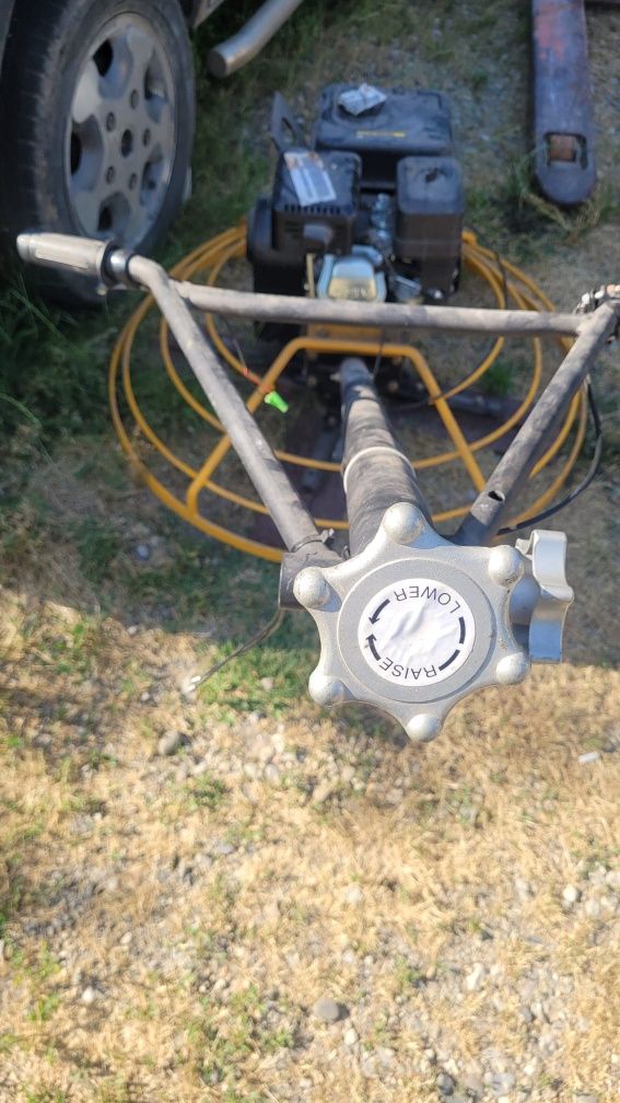 Elicopter șlefuit si finisat  beton