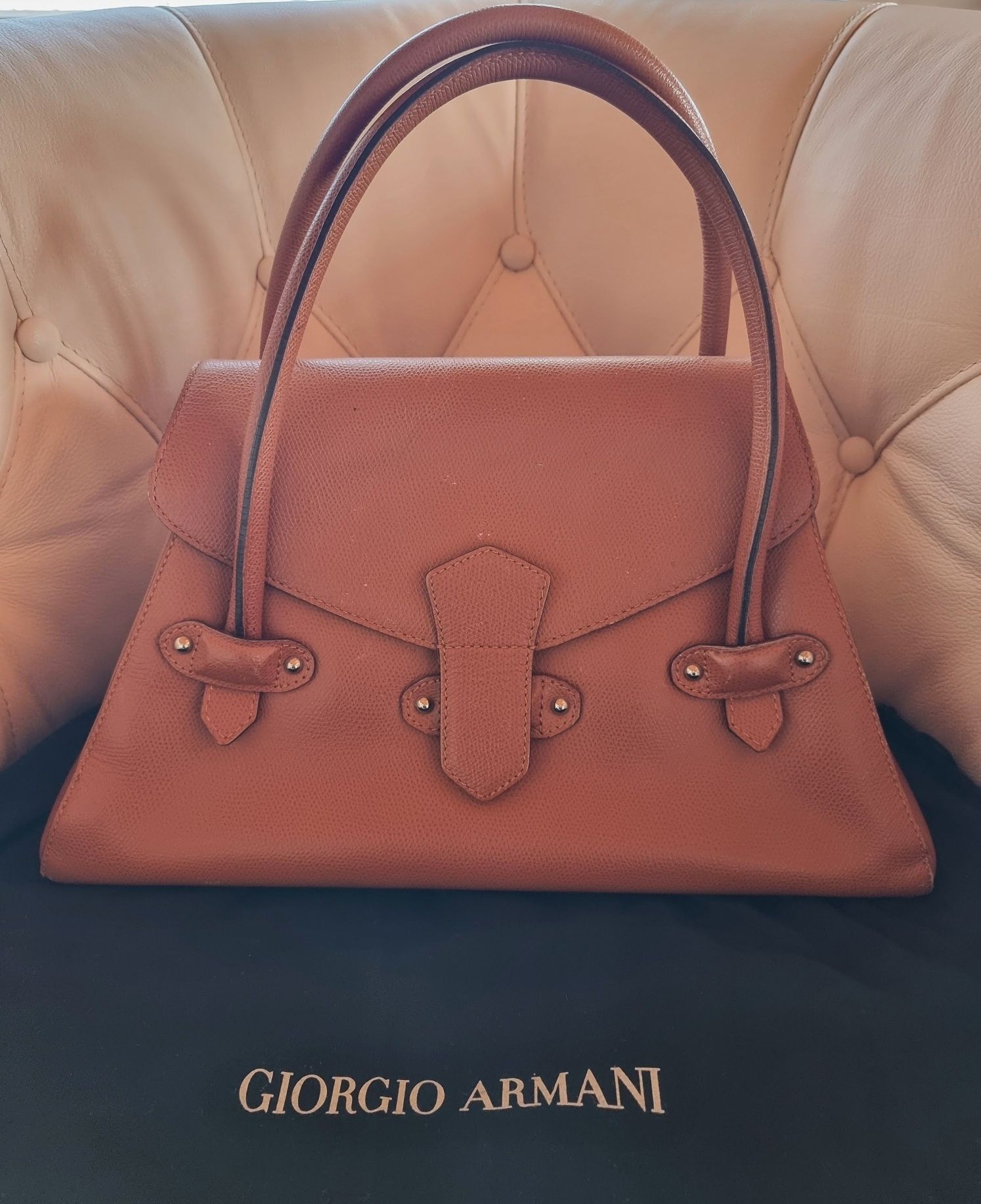 GIORGIO ARMANI оригинална кожена чанта