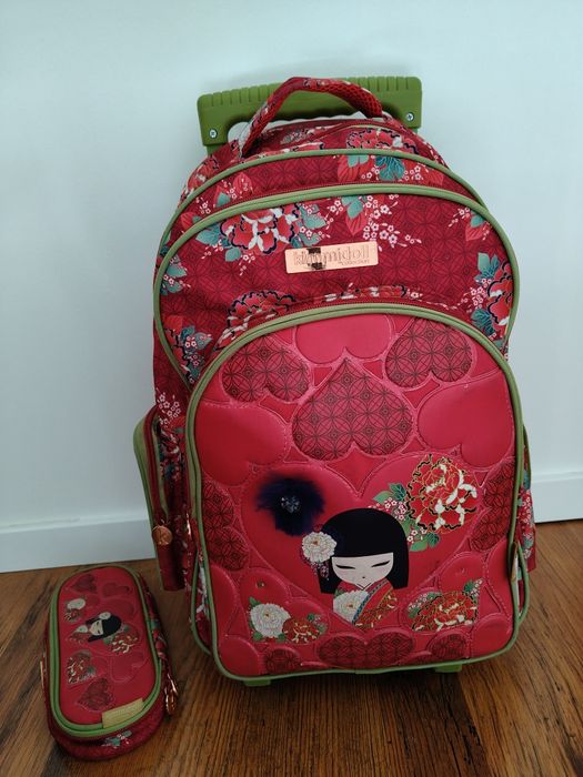 Ученическа раница с моливник