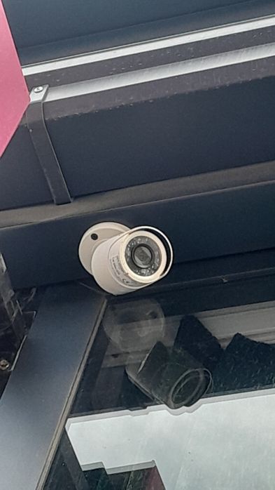 Продам камеру видеонаблюдение 4 камера иДВР