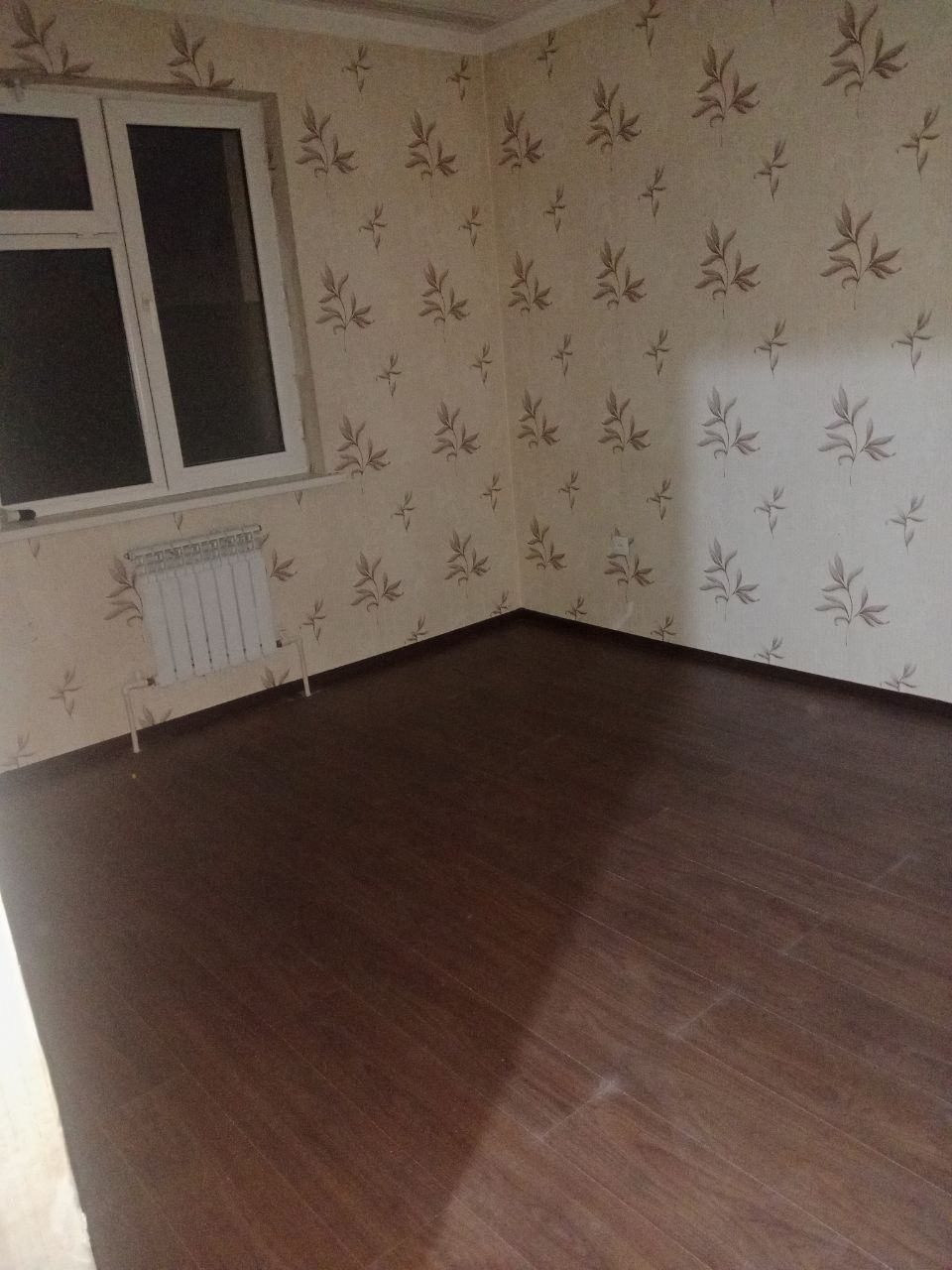 Zangi ota myas kabinat 2*3*4 yangi qurilgan dom sotiladi remon ortacha