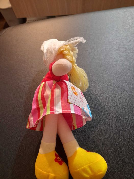 papusi  nostime din material textil 35 cm