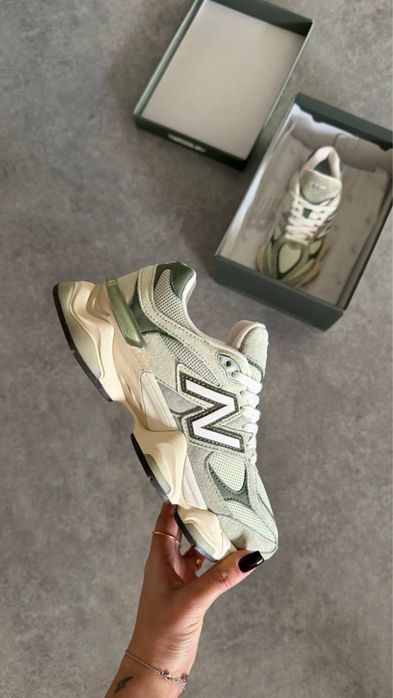 New Balance 9060 Olivine