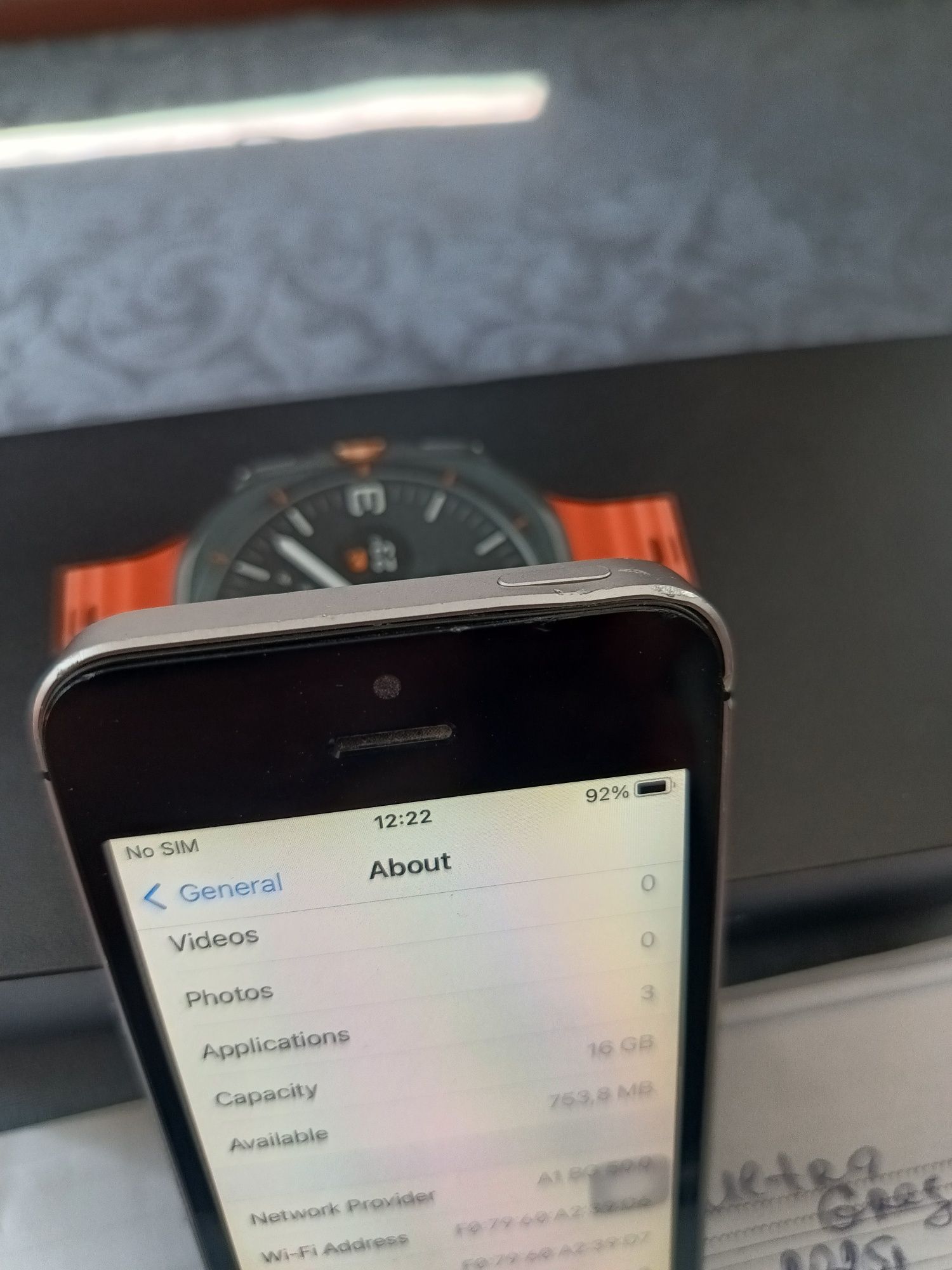 iPhone SE 2016 16 GB нова батерия