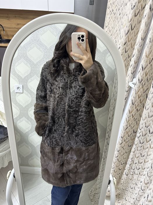Продам каракулевая шуба