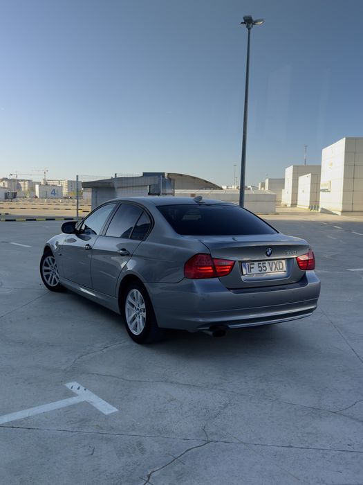 Bmw E90 320i 2009 EURO 5 170cai Bi-xenon Navi Mare