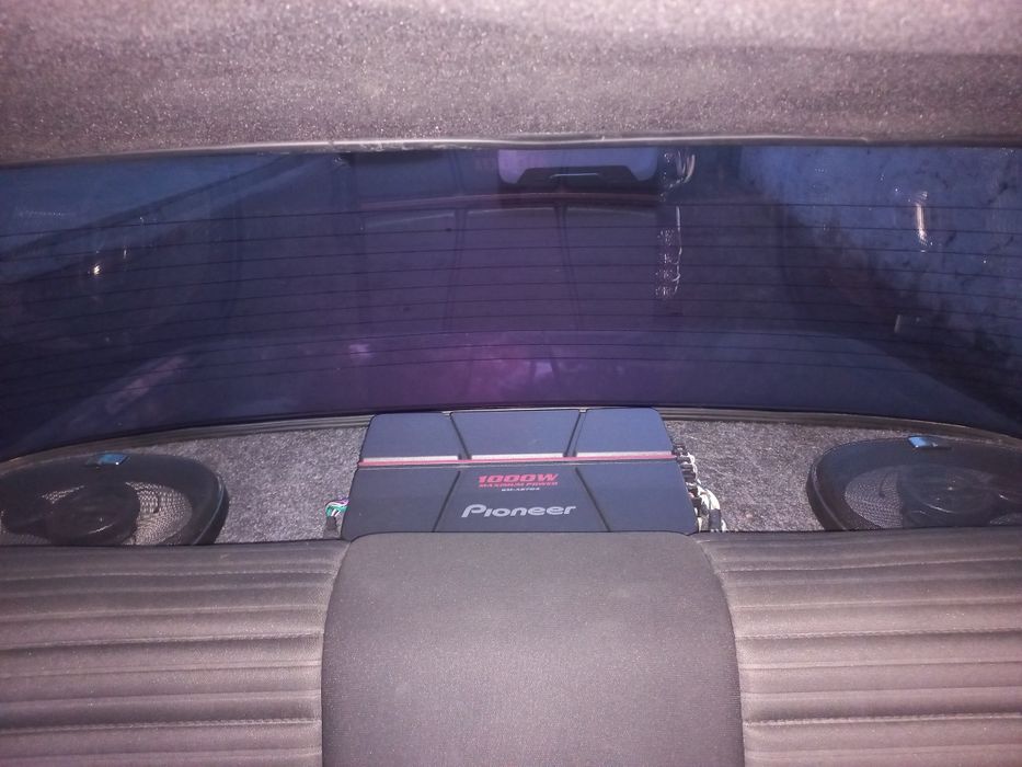Vaz 2106 sotiladi Xolati zur churigan joyi yoq