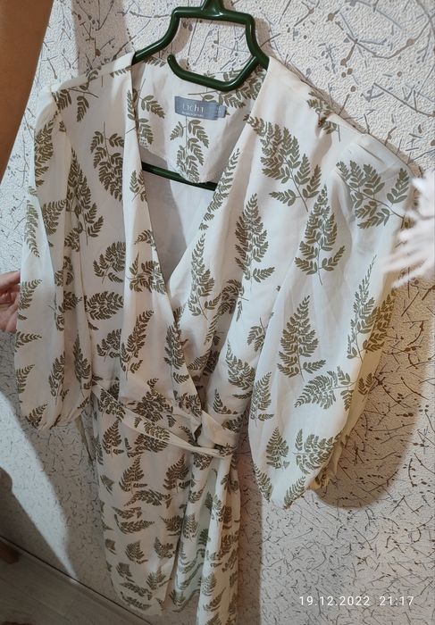 Платье от Lichi.