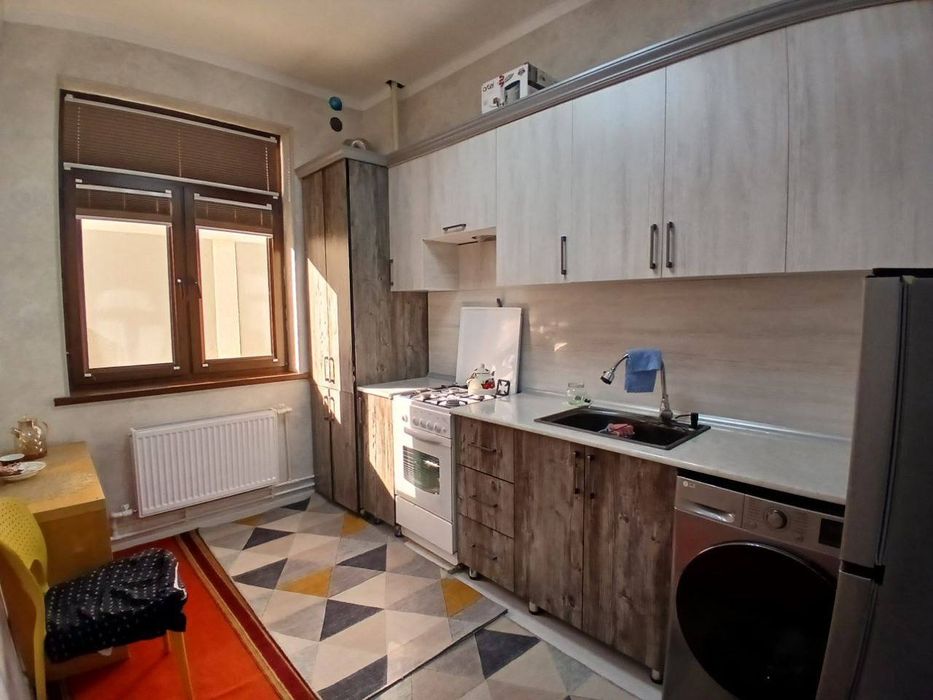 1 xonali lyuks kvartira uy xonadonijaraga beriladi