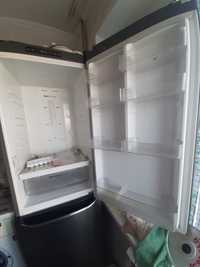 Холодилник сатылады