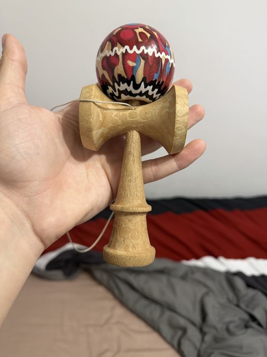 Kendama Naked Plasticity Krom