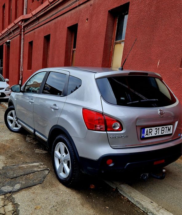 Vând Nisan Qashqai 1.5 DCI