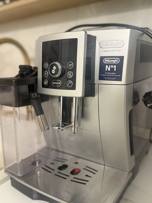 Espressor automat DeLonghi cappucino