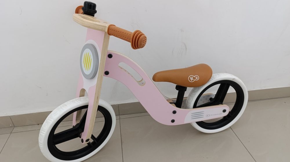 Kinderkraft баланс колело