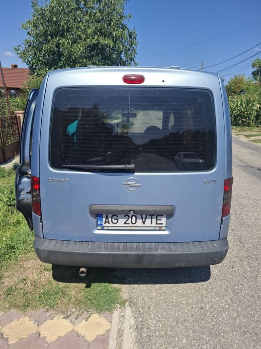 Vand opel combo 1.3 cdti