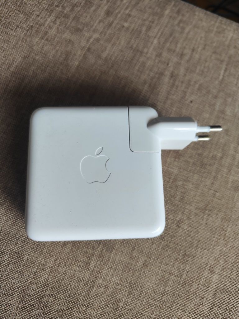 Încărcător alimentator Apple USB C 61W MacBook Pro A1718