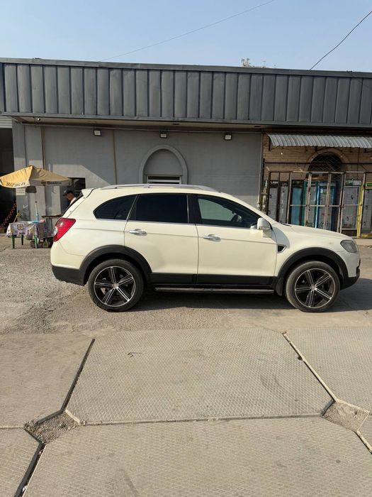 Chevrolet captiva 1