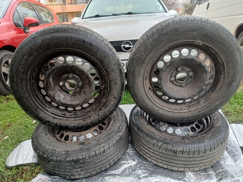 летни гуми  Nokian Tyres 185/65/15 Dot 2022г