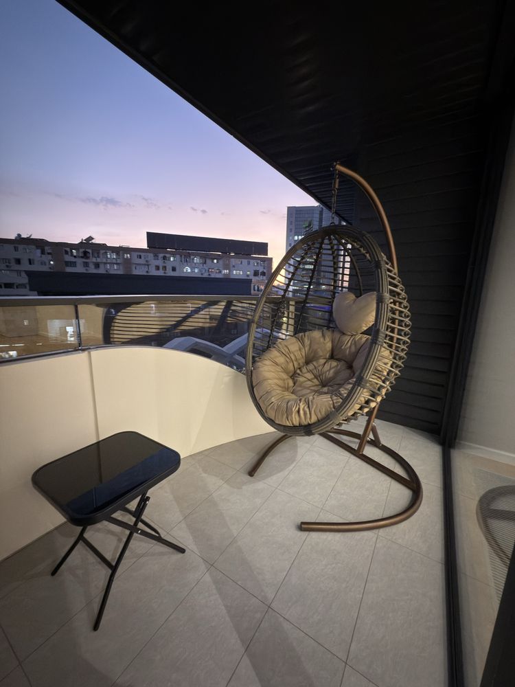 For Rent: Studio Apartment in U-Tower, Druzhba Narodov
