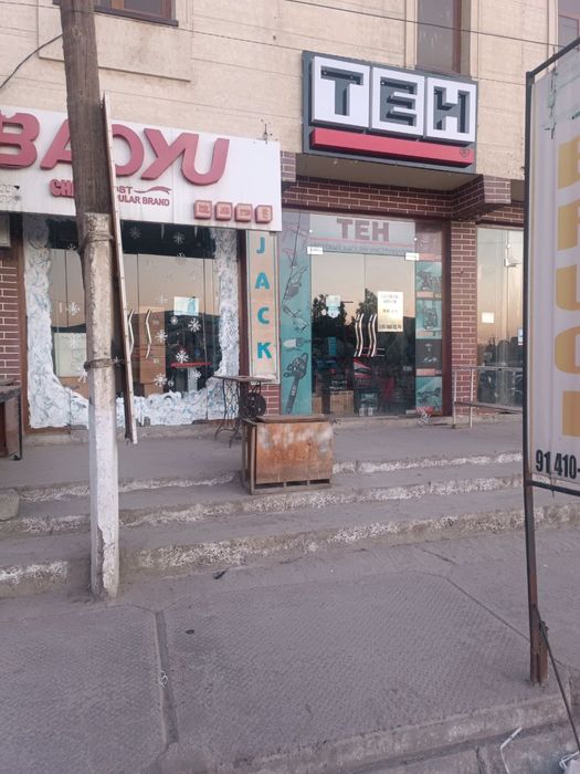 Buxoro shahar Markaziy bozori talija svitaforida  38 past  bolo 70 kv