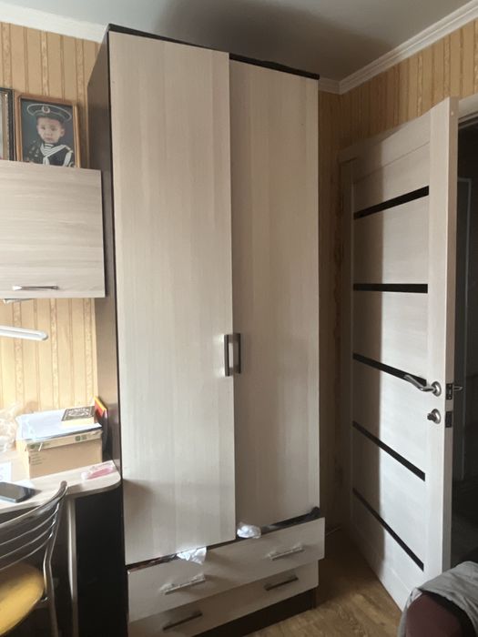 мебель шкафы.