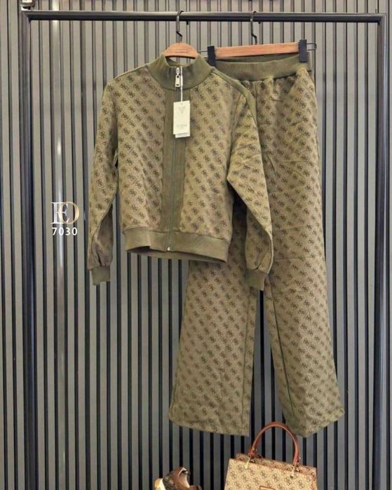 Compleu trening dama Guess