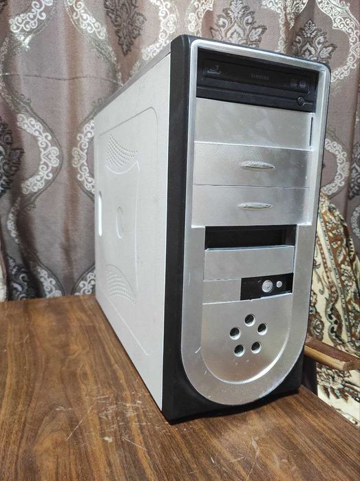 Продается недорогой компьютер.